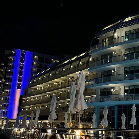 Apartment Seaview - 10 Meters To The